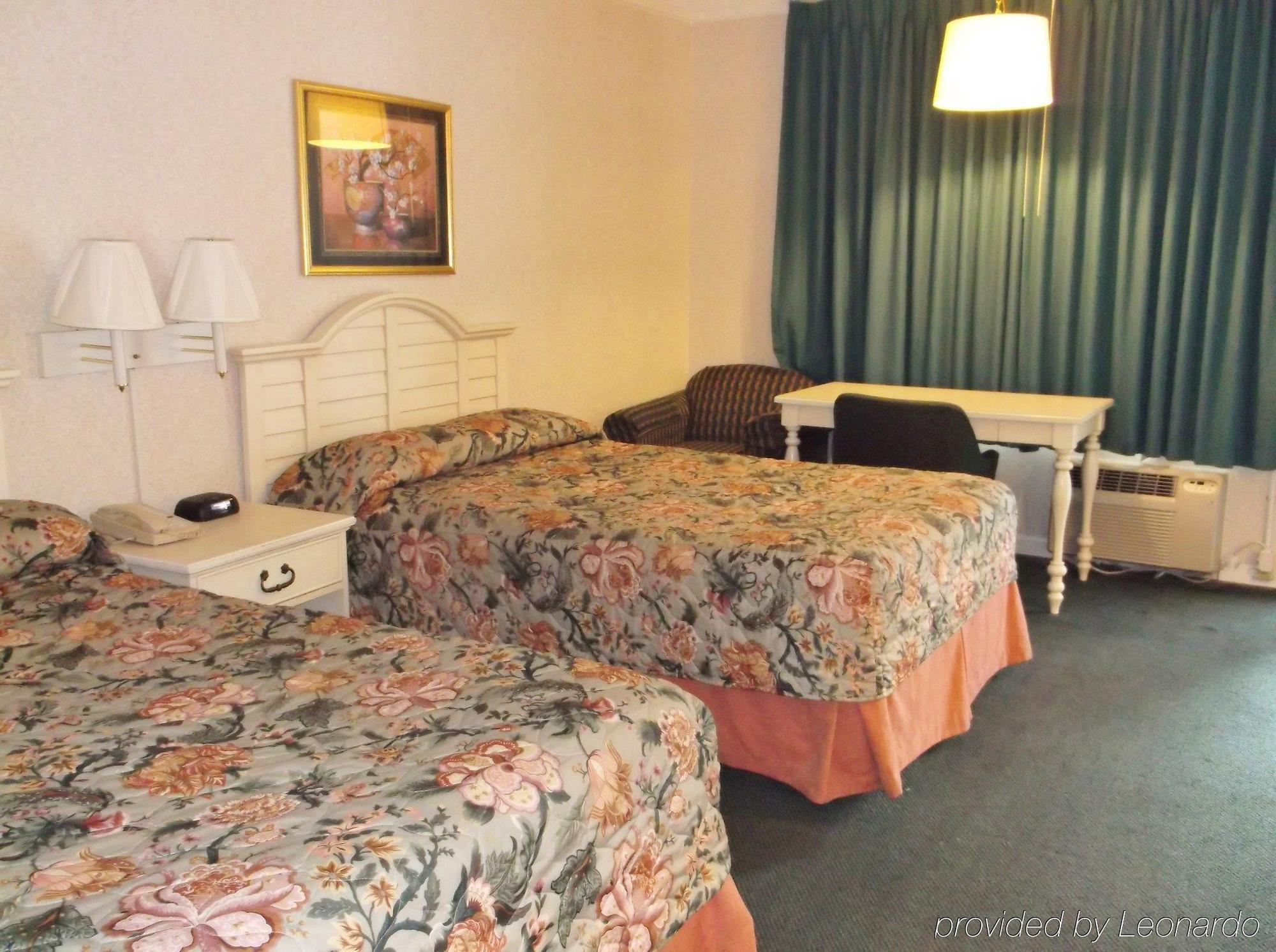 Azalea Inn & Suites Ουίλμινγκτον Εξωτερικό φωτογραφία